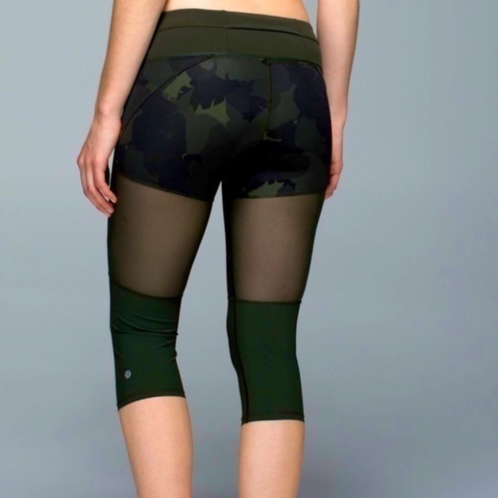 lululemon Training Tough Crop Palm Party Gator camo legging, 8